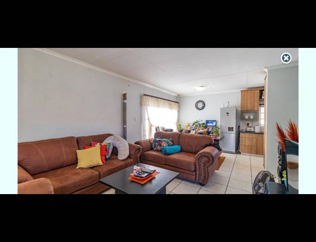 3 BEDROOM HOUSE FOR SALE IN KEMPTON PARK EXT 02